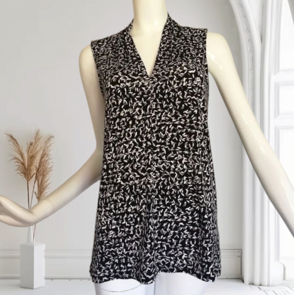 Vince Camuto XS